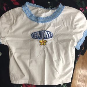 te days crop top tee blue and white